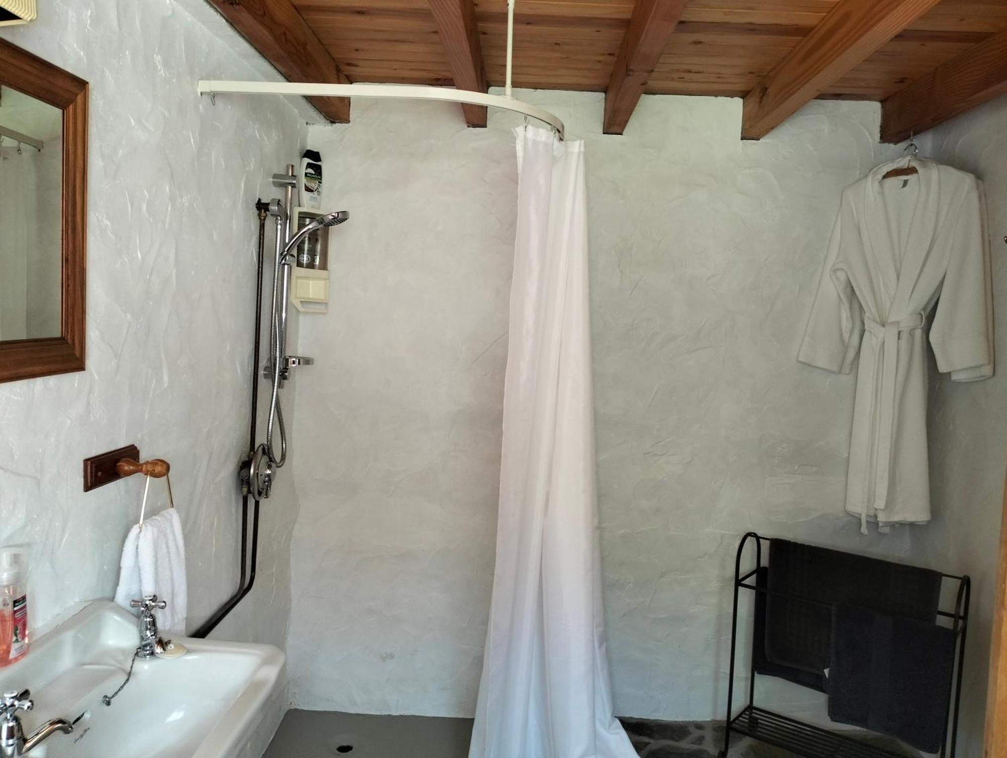 Queensberry Inn 3*